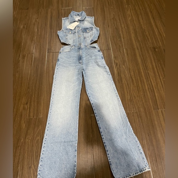 Zara blogger cut out denim jumpsuit - Picture 3 of 10